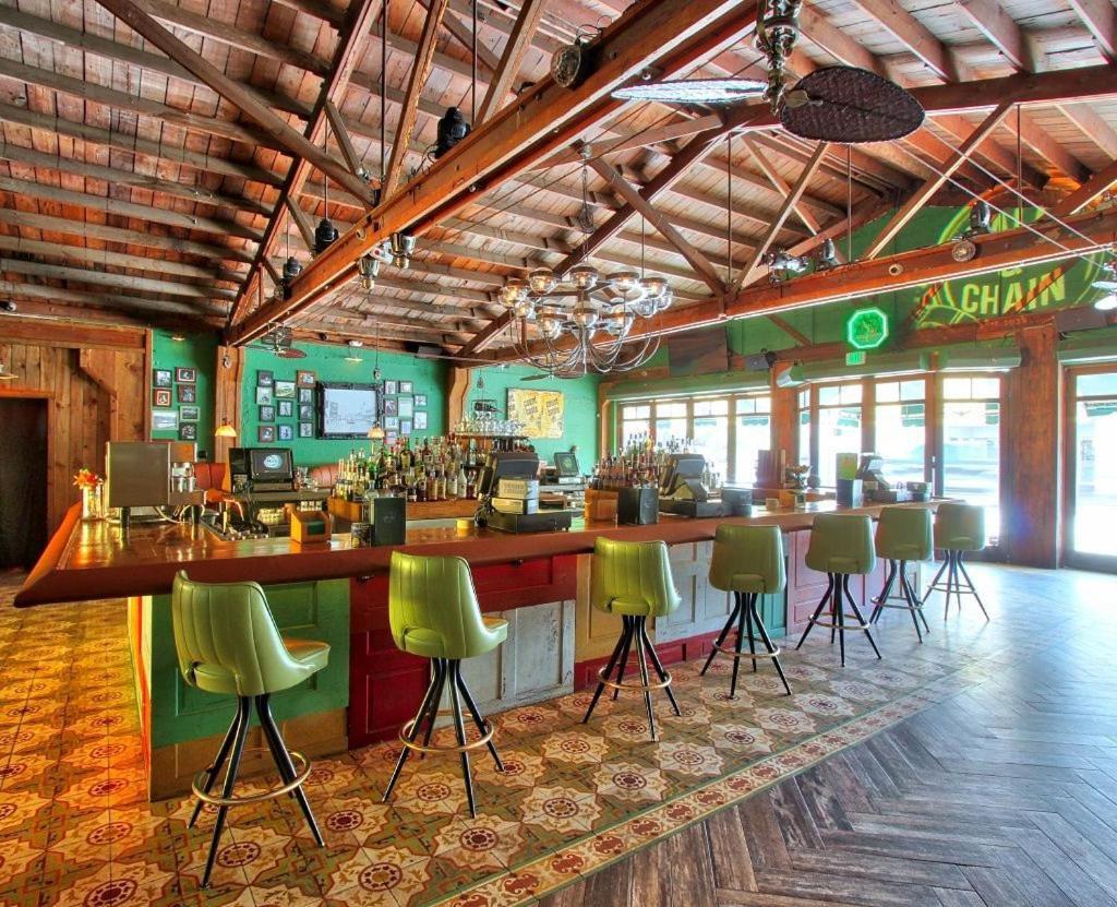 Private Loft In The Heart Of Little Havana 마이애미 외부 사진