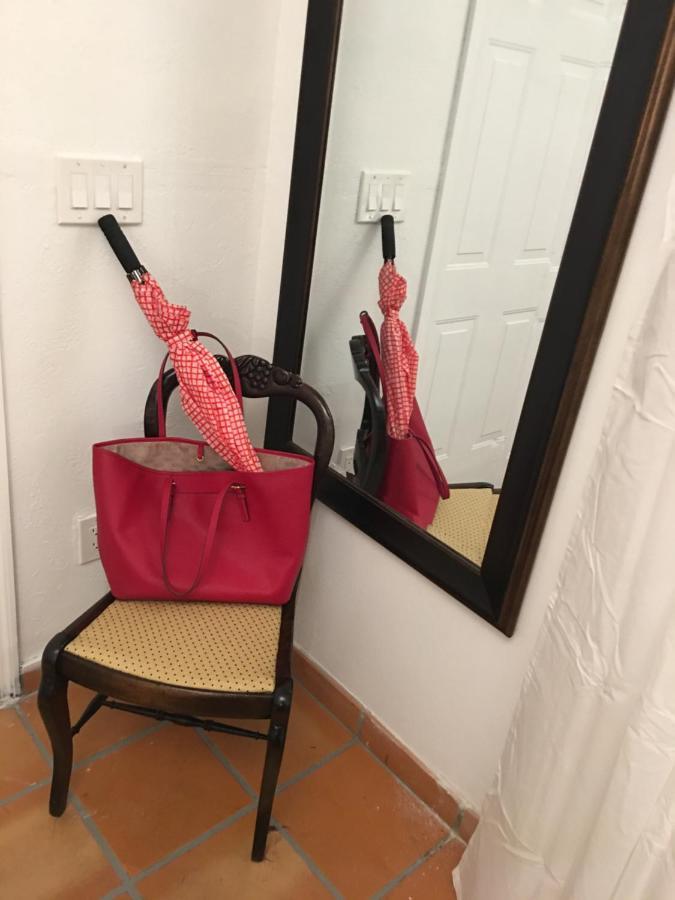 Private Loft In The Heart Of Little Havana 마이애미 외부 사진
